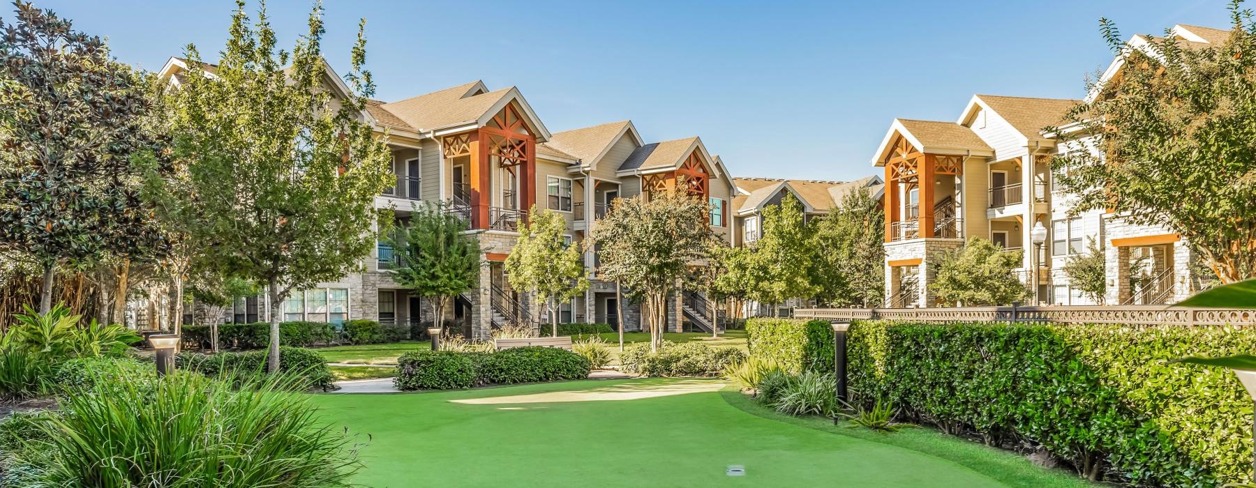 putting green on-site